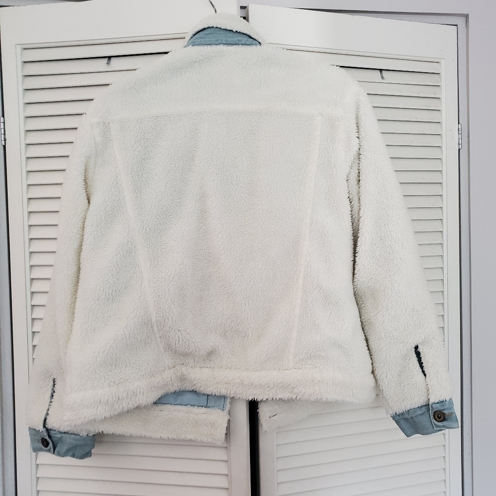 Fuzzy Bomber Jacket - Picture 5 of 5